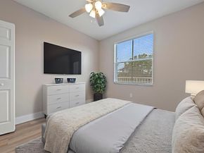 2060 Greenview Shores Boulevard 323, Wellington FL 33414
