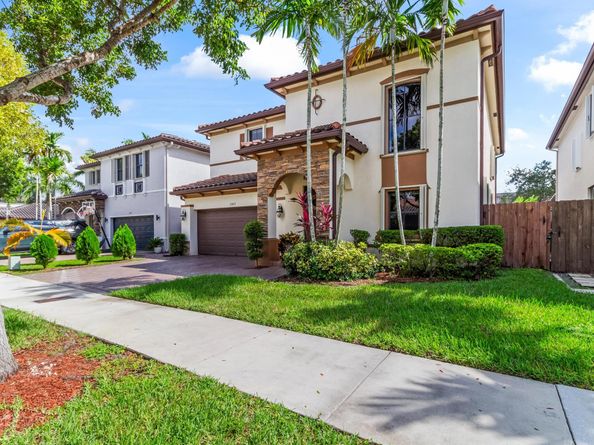 11823 SW 151st Place, Miami FL 33196