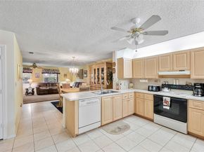 3013 NW 103rd Ln, Coral Springs FL 33065