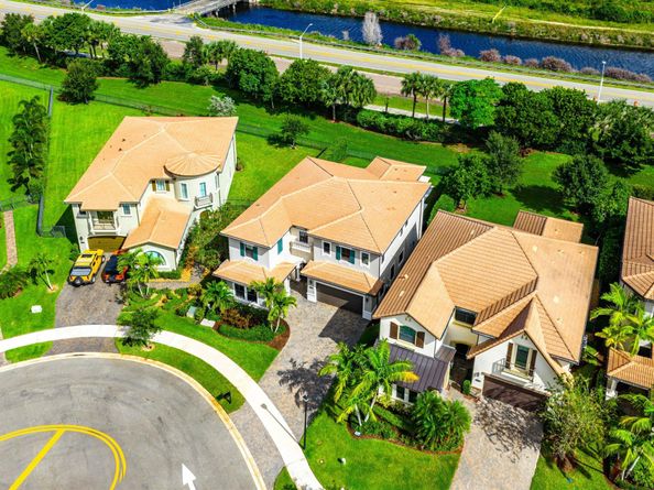 11645 Solstice Circle, Parkland FL 33076