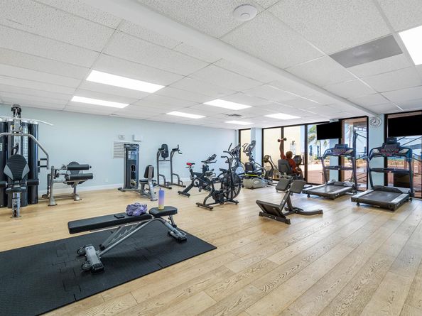 1147 Hillsboro Mile 701, Hillsboro Beach FL 33062