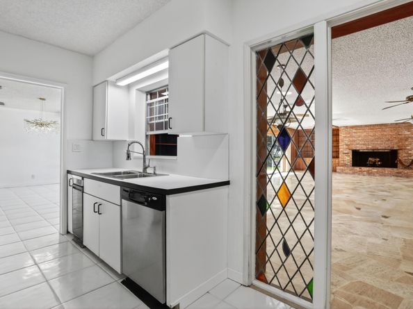 2541 Middle River Drive, Fort Lauderdale FL 33305