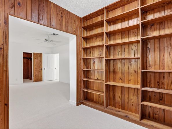 2541 Middle River Drive, Fort Lauderdale FL 33305