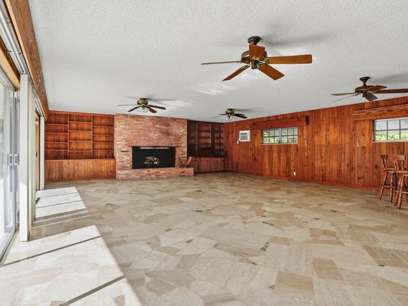 2541 Middle River Drive, Fort Lauderdale FL 33305