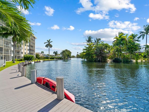 3000 NE 16th Ave 312, Oakland Park FL 33334