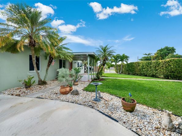 28945 SW 144th Ct, Homestead FL 33033