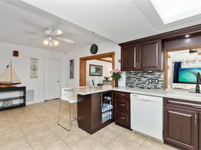 140 SW 126th Ave, Plantation FL 33325