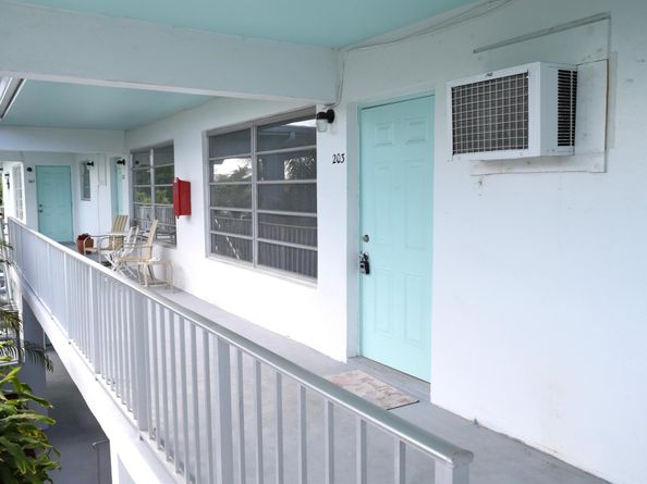 710 N K Street 203, Lake Worth Beach FL 33460