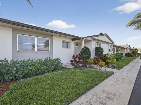 2833 Crosley Drive W C, West Palm Beach FL 33415