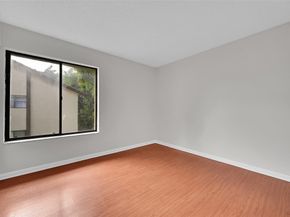 2578 Riverside Dr 421, Coral Springs FL 33065