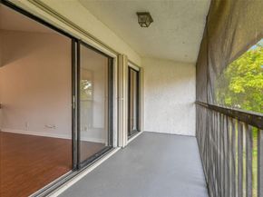 2578 Riverside Dr 421, Coral Springs FL 33065