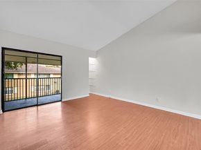 2578 Riverside Dr 421, Coral Springs FL 33065