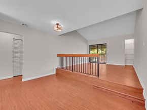 2578 Riverside Dr 421, Coral Springs FL 33065