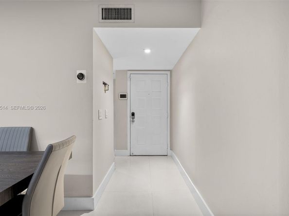 20310 NE 3rd Court 2, Miami FL 33179
