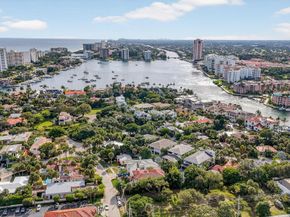 33 SE Olive Way, Boca Raton FL 33432