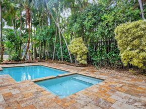 33 SE Olive Way, Boca Raton FL 33432