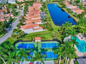 6584 Hampton Cir, Boca Raton FL 33496