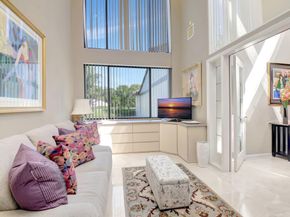 79 Hampshire Lane, Boynton Beach FL 33436