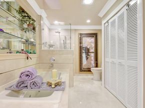 79 Hampshire Lane, Boynton Beach FL 33436