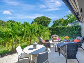 79 Hampshire Lane, Boynton Beach FL 33436