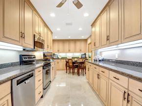 79 Hampshire Lane, Boynton Beach FL 33436