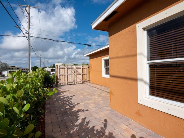 731 S J Street, Lake Worth Beach FL 33460