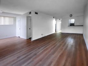 9420 S Hollybrook Lake Dr 201, Pembroke Pines FL 33025