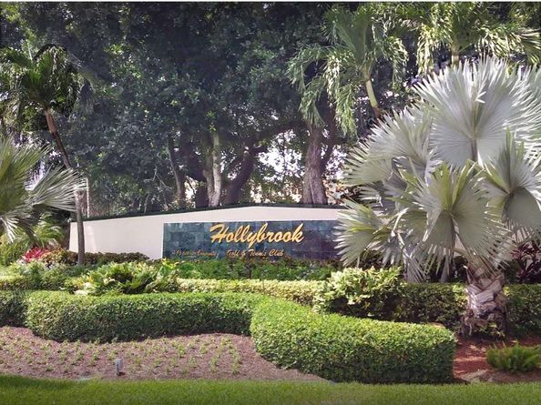 9420 S Hollybrook Lake Dr 201, Pembroke Pines FL 33025
