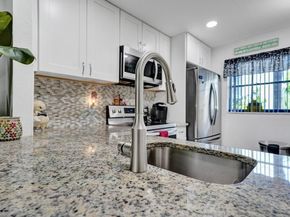 3060 Holiday Springs Blvd 106, Margate FL 33063