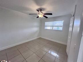 1425 S 25th Ave, Hollywood FL 33020