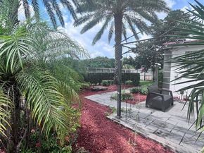 1425 S 25th Ave, Hollywood FL 33020
