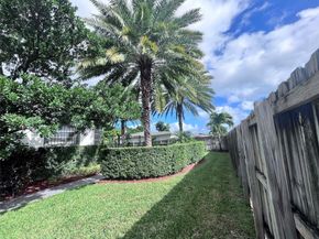 1425 S 25th Ave, Hollywood FL 33020