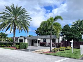 1425 S 25th Ave, Hollywood FL 33020