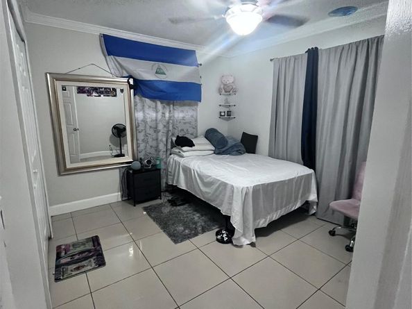 1425 S 25th Ave, Hollywood FL 33020