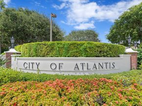 419 Pine Tree Court 21, Atlantis FL 33462