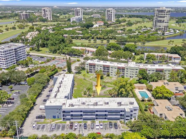 1630 Embassy Drive 110, West Palm Beach FL 33401