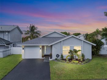 910 SW 99th Ave