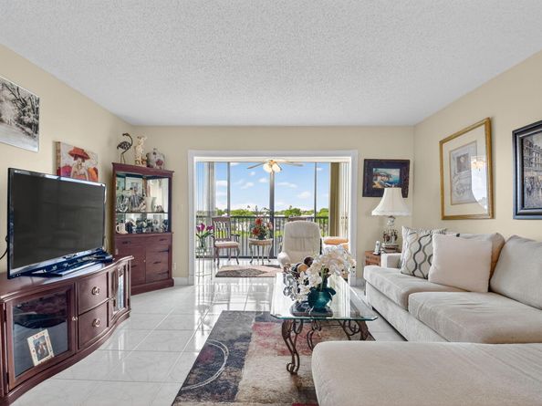 14460 Strathmore Lane 605, Delray Beach FL 33446