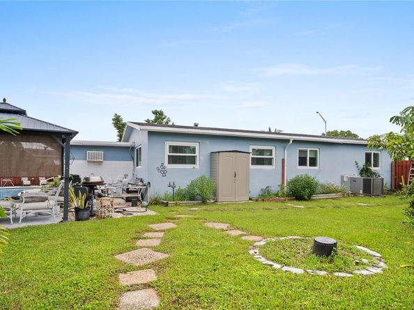 6322 Royal Palm Blvd, Margate FL 33063