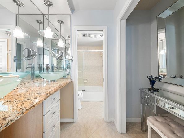 145 Atlantis 201 Boulevard 201, Atlantis FL 33462