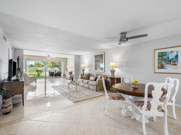 145 Atlantis 201 Boulevard 201, Atlantis FL 33462