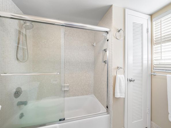 145 Atlantis 201 Boulevard 201, Atlantis FL 33462