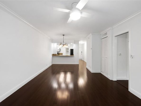 815 Middle River Dr 205, Fort Lauderdale FL 33304