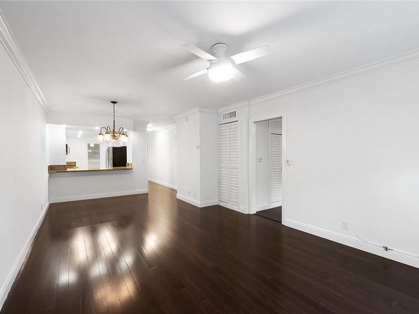 815 Middle River Dr 205, Fort Lauderdale FL 33304