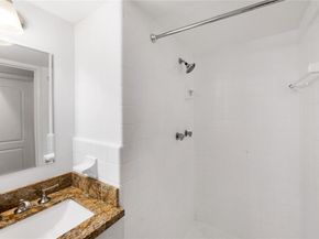815 Middle River Dr 205, Fort Lauderdale FL 33304