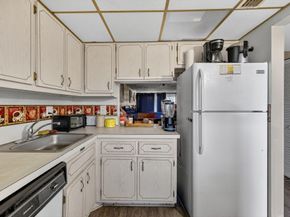 3051 NW 46th Ave 405, Lauderdale Lakes FL 33313