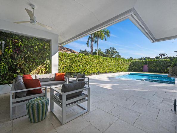 2940 Twin Oaks Way, Wellington FL 33414
