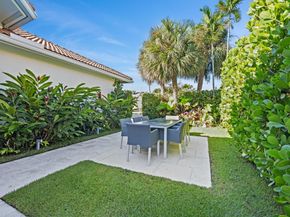2940 Twin Oaks Way, Wellington FL 33414