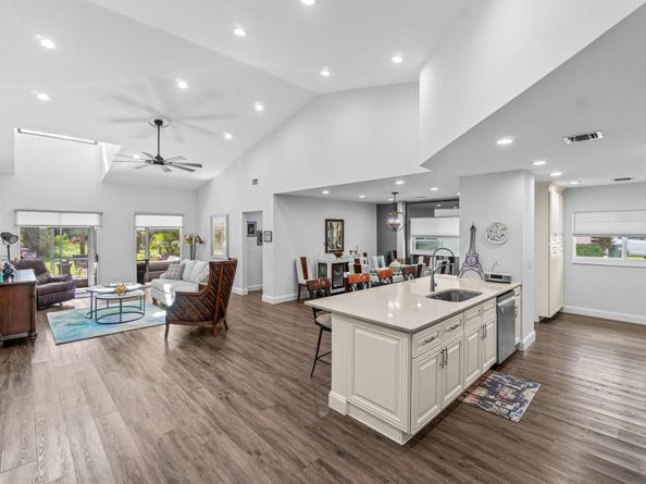 4670 Fountains Drive S, Lake Worth FL 33467