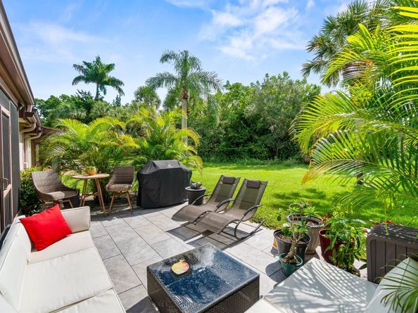 4670 Fountains Drive S, Lake Worth FL 33467